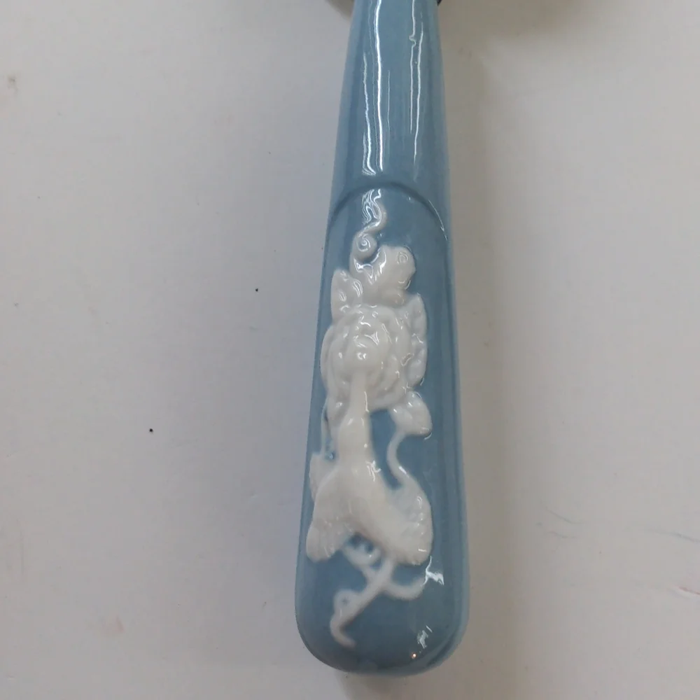 Avon Hummingbird Cake Server